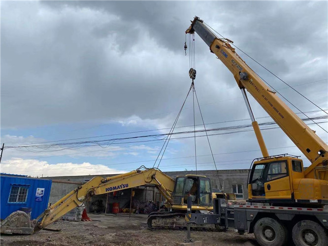 太和区25吨吊车的工作半径是多少？