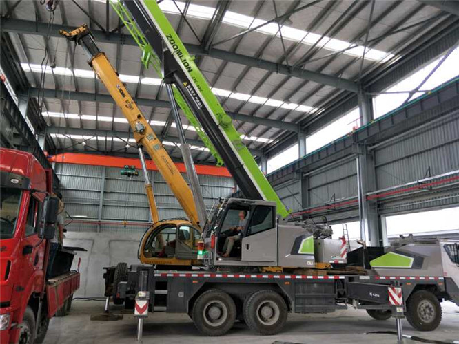 太和区高空车出租需要注意哪些安全事项？