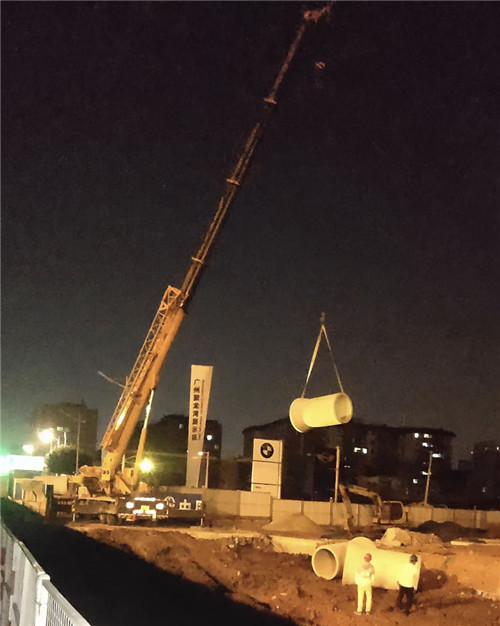 太和区“弯臂矫正”—— 吊车的 “形变补偿” 技术