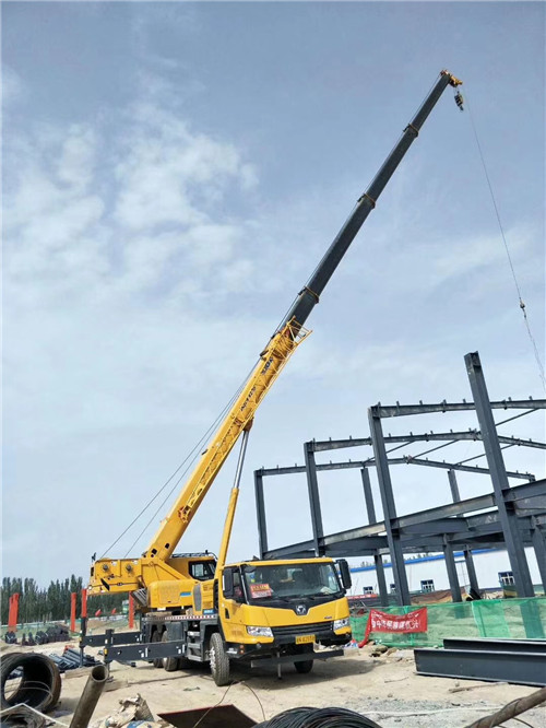 太和区超高层建筑钢结构吊装案例